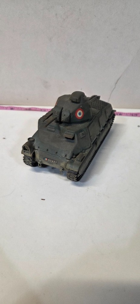 Pro-Built 1/35 French Somua S35 Medium Tracked Vehicle Platform WWII Military Mo