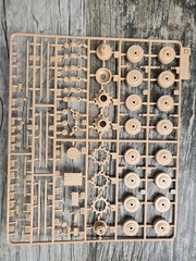 Rye Field Models 1/35th M-1 Abrams Sep Parts sprue Tree C from RFM 5026 – Wheels