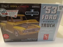 AMT 1953 Ford Pickup Truck 3 in 1 Trophy Series 1/25 Model Kit Retro ’53 AMT882