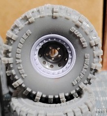 1/24 Scale Resin 15″ Bead lock Wheels & INTERCO TSL BOGGER SUPER SWAMPER X4