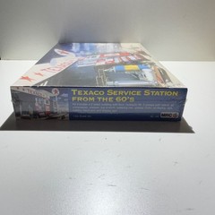MRC #BC100 1:24 Scale 1960s Texaco Service Station Plastic Kit Sealed