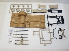 USED 1968 Plymouth Road Runner CHASSIS / SUSPENSION/HOOD from AMT 1:25 Model Kit