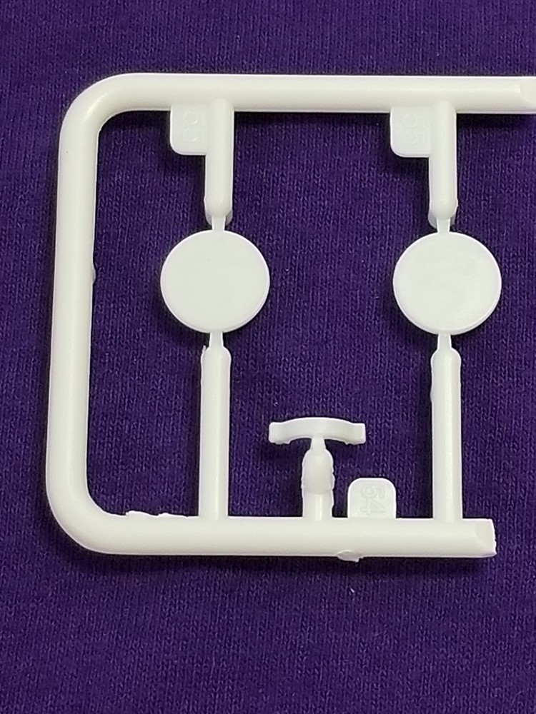 1968 Dodge Coronet DRIVESHAFT LOOP & WHEEL SPACERS from MPC 1:25 Model Kit 68
