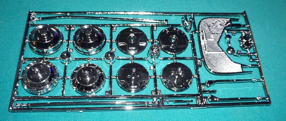 The Big T Revell 1/8 #85-2617 Chrome Hubs Firewall Etc.