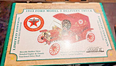 Gearbox Collectible 1913 Ford Model T Delivery Truck Limited edition 853 of 5000