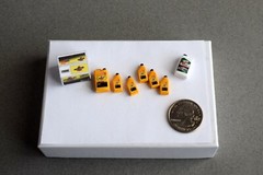 1/24; or choose 1/18  Automotive Oil products PENNZOIL  Diorama  Austin’s Garage