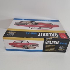 AMT 1964 FORD GALAXIE 500-XL 1/25 SCALE MODEL KIT “Craftsman Plus Series” READ