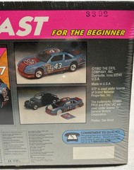 Snap Fast STP Grand Prix #43 Richard Petty 1:32 Plastic Model Kit NIB