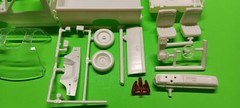 USA 1 1990 Chevy Silverado Pickup Truck 1/25 Cab Body Glass Bed Box Interior Tub