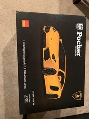 Pocher Giallo Orion Lamborghini Aventador LP 700-4 1/8 Model Car Kit HK119