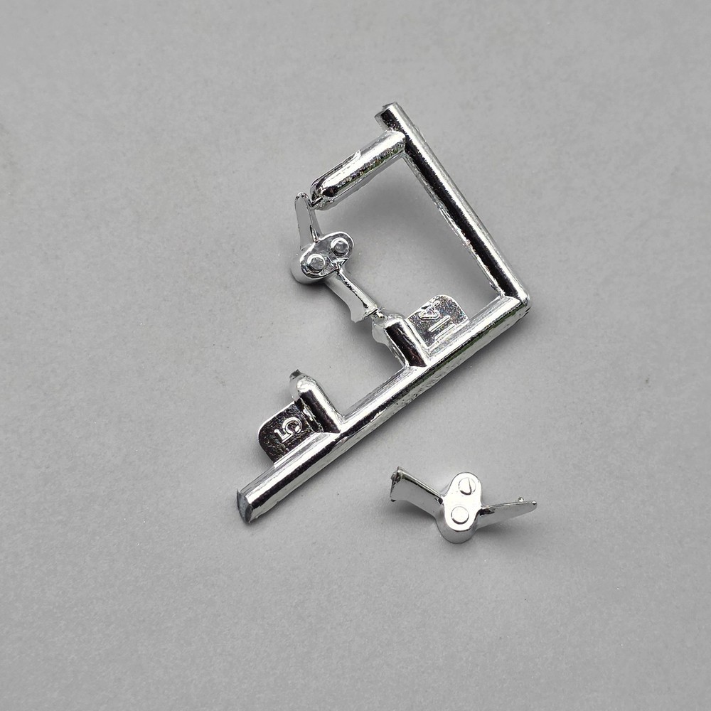 Monogram 1/25 1959 59 Cadillac Eldorado Parts Kitbash Chrome Fin Ornaments