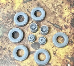 Resin 1/24 Scale: 15-inch “6-Slot Sprinter”Dually Wheels W/Commercial Truck Tire
