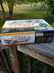 NEW AMT 1963 Chevy II Nova Station Wagon 1:25 scale model car kit 1202