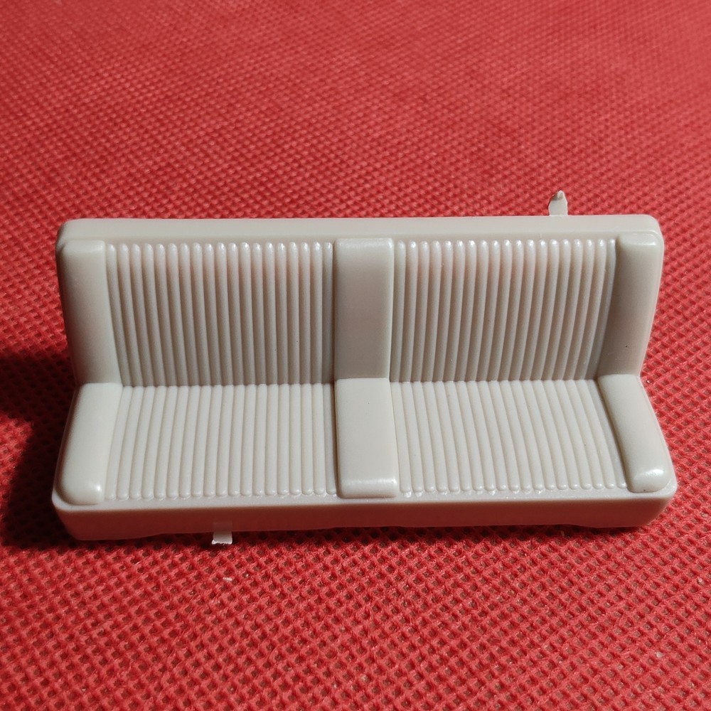 Bench Seat 1972 Ford F100 Sport 1:25 Scale Model Car Part Moebius