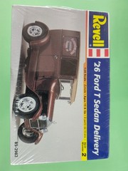 Vintage Revell ’26 Ford T Sedan Delivery 1:25 Scale Kit #85-2982 FACTORY SEALED