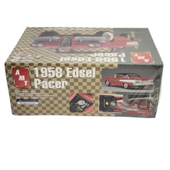 AMT/Ertl 1958 Ford Edsel Pacer 2002 1/25 Model Kit NEW SEALED #31979-1HD *RARE*