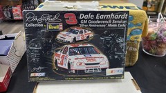 NIB 2003 DALE EARNHARDT GOODWRENCH #3 MONTE CARLO 1/24 REVELL MODEL KIT #85-2173