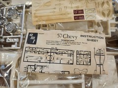 VTG. AMT ’57 Chevrolet Bel Air Convertible Model Car Kit 1:16 Scale