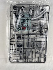Tamiya 20043 Honda F-1 RA272 model kit