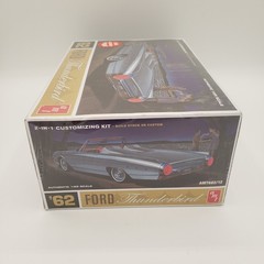 AMT FORD ’62 Thunderbird 2 in 1 “Customizing” model kit “New Factory Sealed Box”