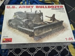MiniArt 35195 1:35 U.S. Army Bulldozer Military Tank Model Kit Open But New!
