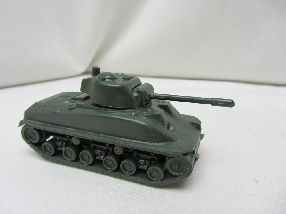 EKO COPY of Roco Minitanks DBGM #101 M4 Sherman Tank 1/87 HO Scale