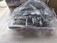 MPC #1-3710 Corvette 1978 Indianapolis 500 Pace Car 1/25 Scale Unbuilt Model Kit