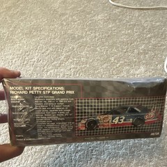 1990 AMT #43 Richard Petty STP Grand Prix 1/25 Scale Model Kit #6728-SEALED BOX