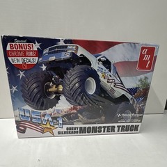AMT USA-1 Chevy Silverado Monster Truck Model Kit Chrome Rims & Decals