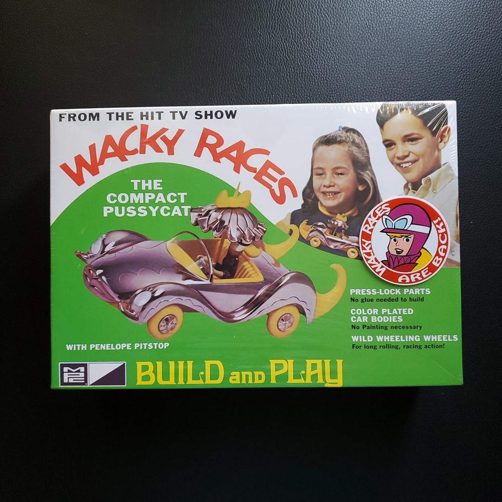 1/25 Wacky Races Compact Pussycat Figure Snap MPC Model Kit Penelope Pitstop New