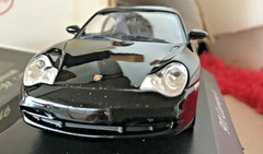 1/43 MINICHAMPS PORSHE 911 , Carrera 4, 2003, black met. mint ++!