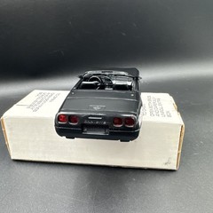 1995 C4 Corvette Convertible Black Dealer Promo Car 1:25 Amt ERTL # 6655 NIB
