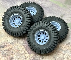 1/24 Scale: 15-Inch “D-Window Steel” Wheels W/ Huge 35-inch Mud Tires. Resin