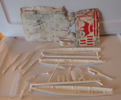 LOOK MARS ROCKET LINER MODEL KIT [ PARTS ONLY ] NO BOX