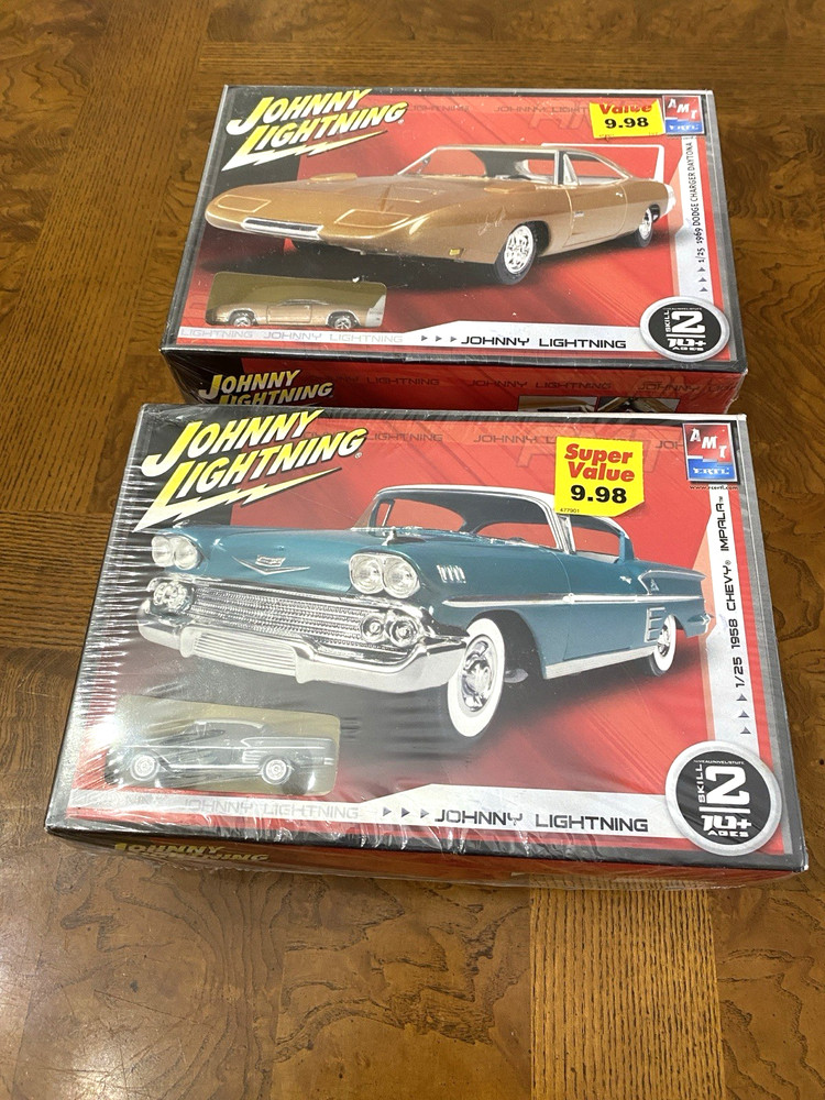 1958 Chevy Impala & 1969 Dodge Charger Johnny Lightning AMT/Ertl 1:25 Model Kits