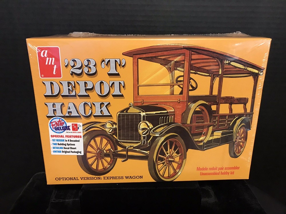 AMT 1237/12 ‘23 “T” DEPOT HACK MODEL KIT-NIB-1/25 SCALE