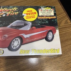 Revell 1:25 New 2000 Ford Thunderbird Convertible Snap Together Model Kit NOS