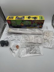 AMT Fruehauf Van Trailer Rat Fink Hauler 1:25 1292 Plastic Model Kit No Decals