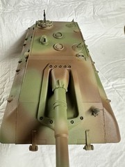 1/35 WELL BUILT TRUMPETER JADGPANZER E-100 TANK READY TO DISPLAY.