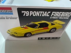 Model Car Parts – Monogram 1979 Pontiac Firebird wheels & tires 1/25 unpainted