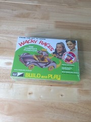 Wacky Races – Compact Pussycat (SNAP) 1/25 Scale Model Kit