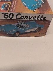 Revell 1960 Corvette Sports Car Classic 1/25 Model Kit H-1203 New Open Box