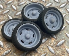 Resin 1/24: 21/20 Scale Inch Chevy Rally Wheels With Wide Rear Tires. 1/25