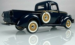 Ford Pickup Truck Vintage Classic Custom Built Metal Body Model Car Race Promo