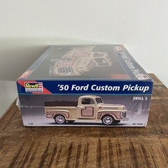 Revell Monogram ’50 Ford Custom Pickup Model Kit 1:25 Scale SEALED.