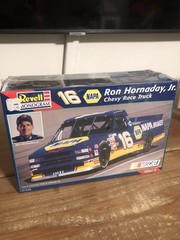 Revell Monogram #16 NAPA Ron Hornaday Jr. Chevy Race Truck model kit Sealed 1997