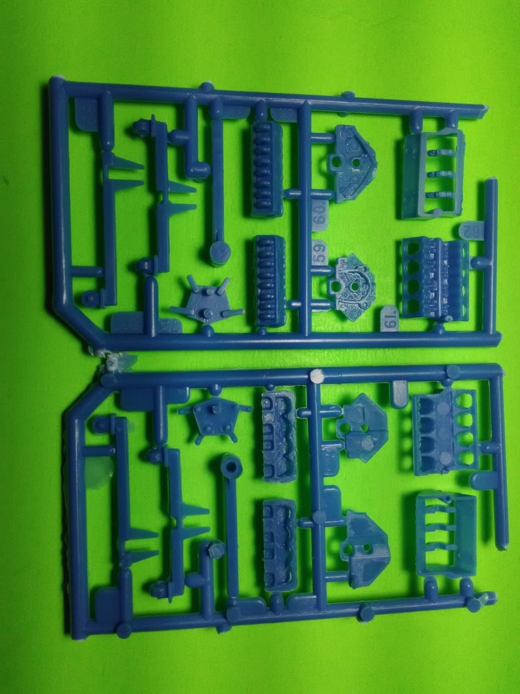 Lot of 2 1966 Nova SS 1/25 327 V8 engine motor stand diorama garage gas station