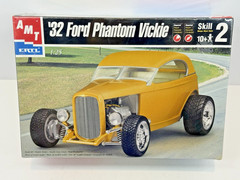 AMT ERTL ’32 Ford Phantom Vickie 1/25 Model Car Kit #30089 FACTORY SEALED BOX!!!
