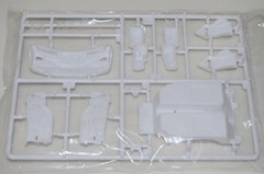 REVELL 2022 C8 CORVETTE 14583 ⭐PARTS⭐ SPRUE J-ENGINE & TRANSMISSION+MORE 1:25