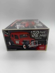 2006 DTR 1932 Ford Jalopy Stock Car Schattschneider 21710 Limited Edition Sealed